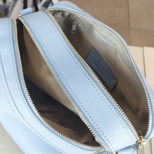 Lataa kuva Galleria-katseluun, CALINDA cross body nahkalaukku kahdella hihnalla