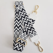 Lataa kuva Galleria-katseluun, LILY cross body nahkalaukku kahdella hihnalla