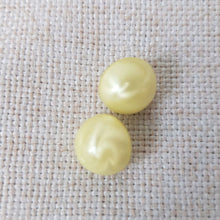 Lataa kuva Galleria-katseluun, Puolipallo kantanappi hemiäispinta keltainen